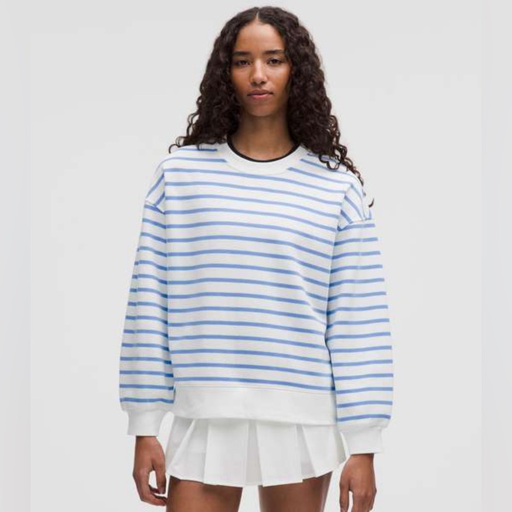 Never worn Lululemon Perfectly Oversized Fleece Crewneck |S|